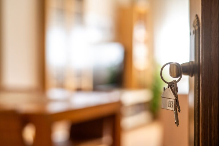 Top 3 Safety Tips for Real Estate Professionals